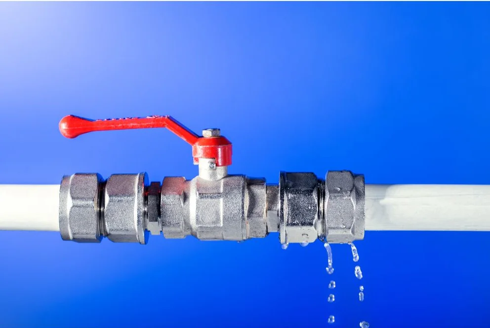 Détecter et prévenir les fuites d’eau à la maison